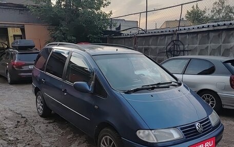 Volkswagen Sharan I рестайлинг, 1997 год, 280 000 рублей, 2 фотография
