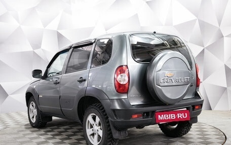 Chevrolet Niva I рестайлинг, 2017 год, 785 000 рублей, 3 фотография