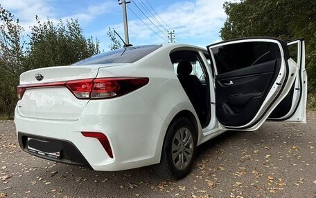 KIA Rio IV, 2019 год, 1 120 000 рублей, 2 фотография