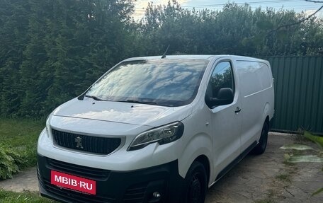 Peugeot Expert, 2019 год, 1 900 000 рублей, 2 фотография