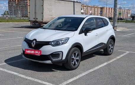 Renault Kaptur I рестайлинг, 2017 год, 1 170 000 рублей, 2 фотография