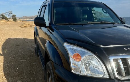 Toyota Land Cruiser Prado 120 рестайлинг, 2006 год, 2 300 000 рублей, 2 фотография