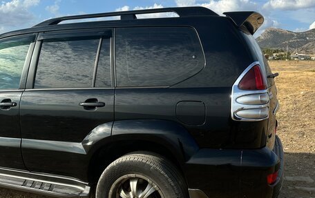 Toyota Land Cruiser Prado 120 рестайлинг, 2006 год, 2 300 000 рублей, 3 фотография