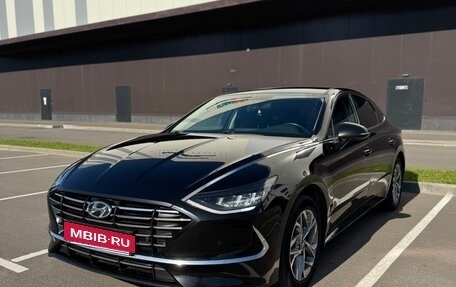 Hyundai Sonata VIII, 2020 год, 2 190 000 рублей, 2 фотография