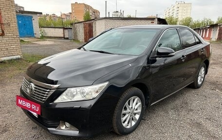 Toyota Camry, 2013 год, 1 679 000 рублей, 2 фотография