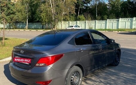 Hyundai Solaris II рестайлинг, 2016 год, 750 000 рублей, 3 фотография
