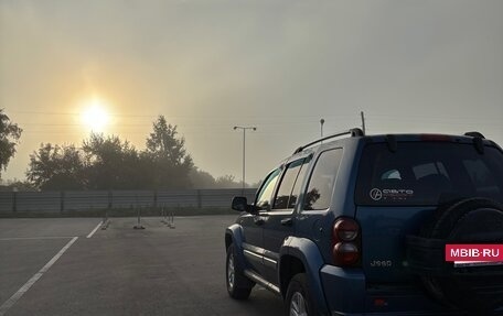 Jeep Cherokee, 2004 год, 950 000 рублей, 3 фотография