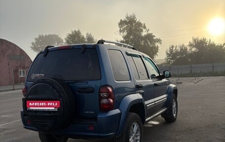 Jeep Cherokee, 2004 год, 950 000 рублей, 2 фотография