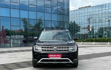 Volkswagen Teramont I, 2022 год, 3 550 000 рублей, 2 фотография