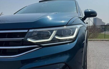 Volkswagen Tiguan II, 2021 год, 2 286 000 рублей, 9 фотография