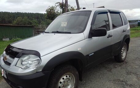 Chevrolet Niva I рестайлинг, 2011 год, 420 000 рублей, 8 фотография