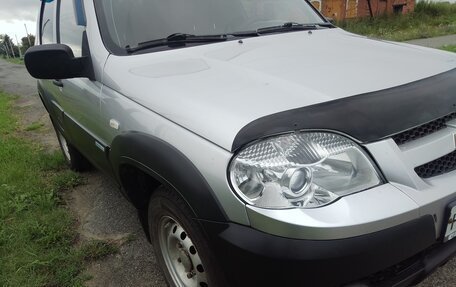 Chevrolet Niva I рестайлинг, 2011 год, 420 000 рублей, 10 фотография