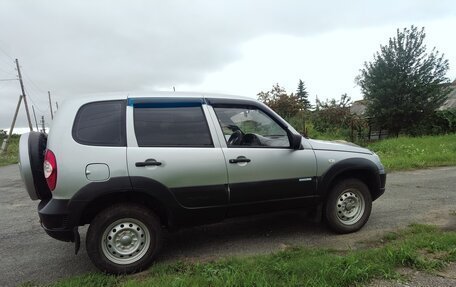Chevrolet Niva I рестайлинг, 2011 год, 420 000 рублей, 9 фотография