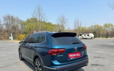 Volkswagen Tiguan II, 2021 год, 2 286 000 рублей, 3 фотография