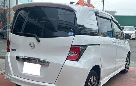Honda Freed I, 2016 год, 888 000 рублей, 5 фотография