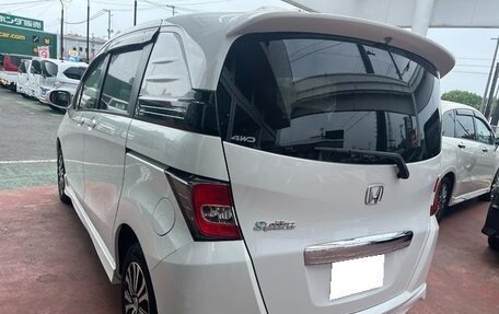 Honda Freed I, 2016 год, 888 000 рублей, 4 фотография