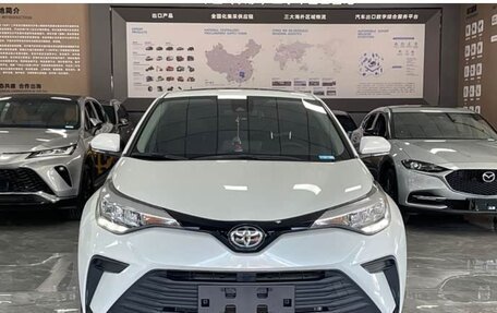 Toyota C-HR I рестайлинг, 2021 год, 1 500 000 рублей, 2 фотография