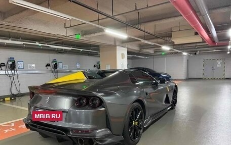 Ferrari 812, 2021 год, 36 600 000 рублей, 4 фотография