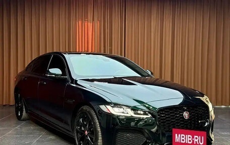 Jaguar XF II, 2022 год, 2 375 000 рублей, 3 фотография