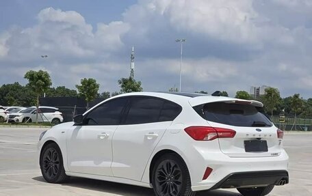 Ford Focus IV, 2022 год, 1 200 006 рублей, 6 фотография