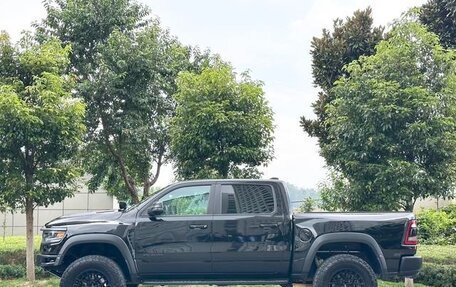 Rambler 1500, 2023 год, 16 000 000 рублей, 5 фотография