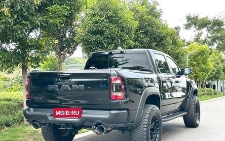 Rambler 1500, 2023 год, 16 000 000 рублей, 8 фотография