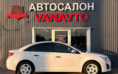 Chevrolet Cruze II, 2013 год, 820 000 рублей, 4 фотография