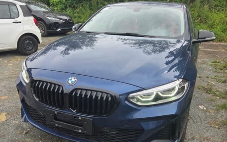 BMW 1 серия, 2022 год, 2 212 555 рублей, 2 фотография
