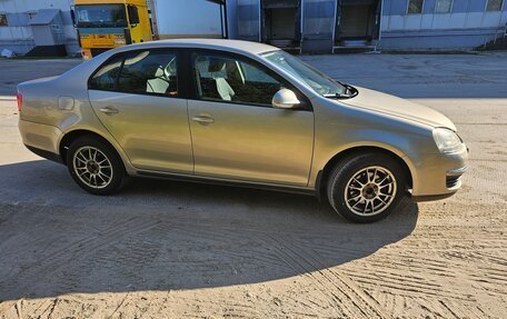 Volkswagen Jetta VI, 2007 год, 630 000 рублей, 3 фотография