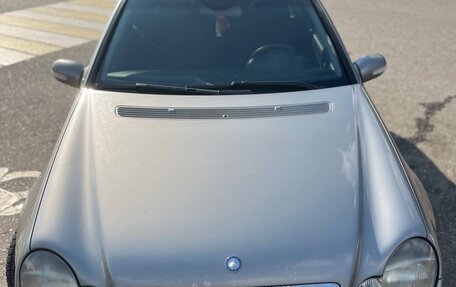 Mercedes-Benz C-Класс, 2004 год, 700 000 рублей, 3 фотография