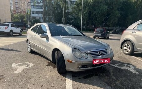 Mercedes-Benz C-Класс, 2004 год, 700 000 рублей, 2 фотография