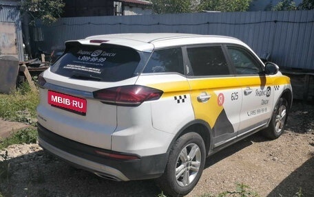 Geely Atlas, 2023 год, 1 370 000 рублей, 3 фотография