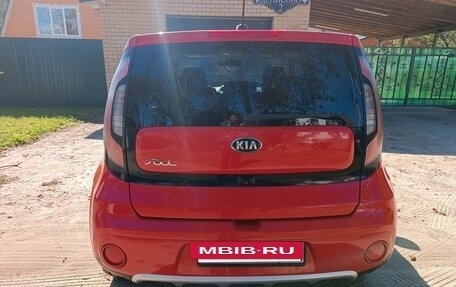 KIA Soul II рестайлинг, 2017 год, 1 360 000 рублей, 5 фотография