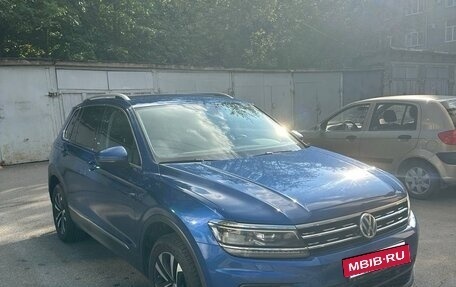 Volkswagen Tiguan II, 2019 год, 2 300 000 рублей, 6 фотография