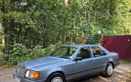 Mercedes-Benz W124, 1987 год, 900 000 рублей, 2 фотография