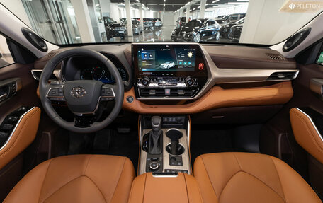 Toyota Highlander, 2025 год, 5 550 000 рублей, 7 фотография