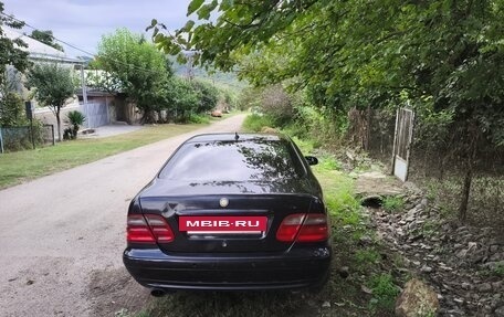 Mercedes-Benz CLK-Класс, 1998 год, 400 000 рублей, 3 фотография