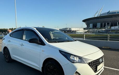 Hyundai Solaris II рестайлинг, 2020 год, 1 330 000 рублей, 2 фотография