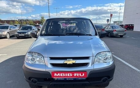 Chevrolet Niva I рестайлинг, 2015 год, 635 000 рублей, 2 фотография