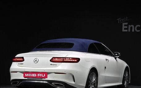 Mercedes-Benz E-Класс, 2021 год, 5 366 552 рублей, 2 фотография