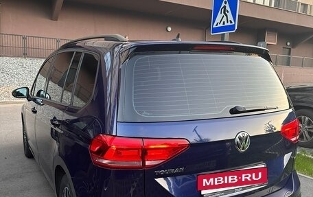 Volkswagen Touran III, 2018 год, 1 580 000 рублей, 3 фотография