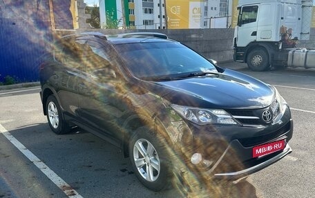 Toyota RAV4, 2013 год, 1 600 000 рублей, 2 фотография