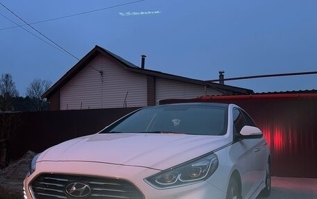 Hyundai Sonata VII, 2018 год, 1 950 000 рублей, 2 фотография