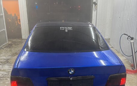 BMW 3 серия, 1991 год, 320 000 рублей, 3 фотография