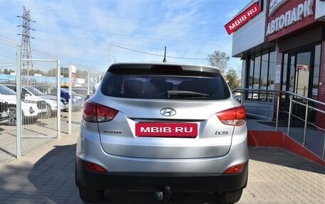 Hyundai ix35 I рестайлинг, 2010 год, 979 000 рублей, 4 фотография