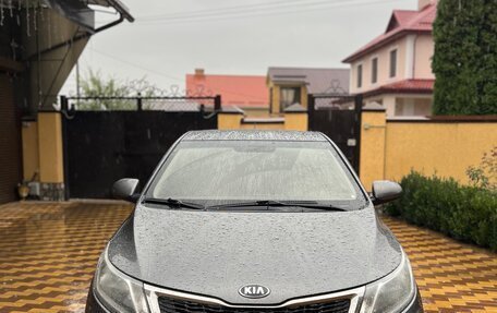 KIA Rio III рестайлинг, 2013 год, 790 000 рублей, 2 фотография