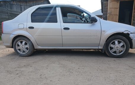 Renault Logan I, 2014 год, 245 000 рублей, 2 фотография