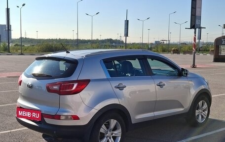 KIA Sportage III, 2011 год, 900 000 рублей, 3 фотография