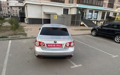 Volkswagen Jetta VI, 2008 год, 399 000 рублей, 2 фотография