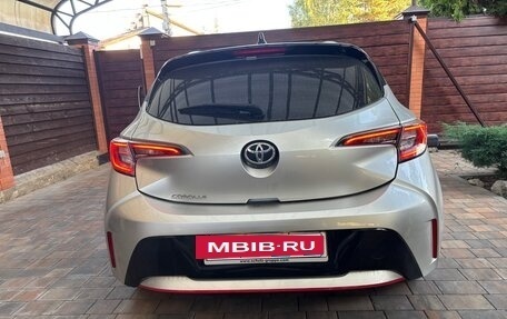 Toyota Corolla, 2019 год, 2 100 000 рублей, 3 фотография
